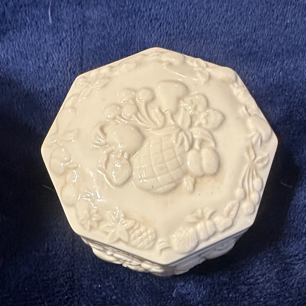Lenox “Fruits of life” Vintage Trinket Box
